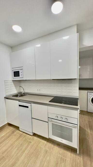 Rockside Residences Suites La Linea N3 La Línea de la Concepción エクステリア 写真
